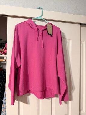NWT size M NIKE Yoga Pink Pullover Hoodie